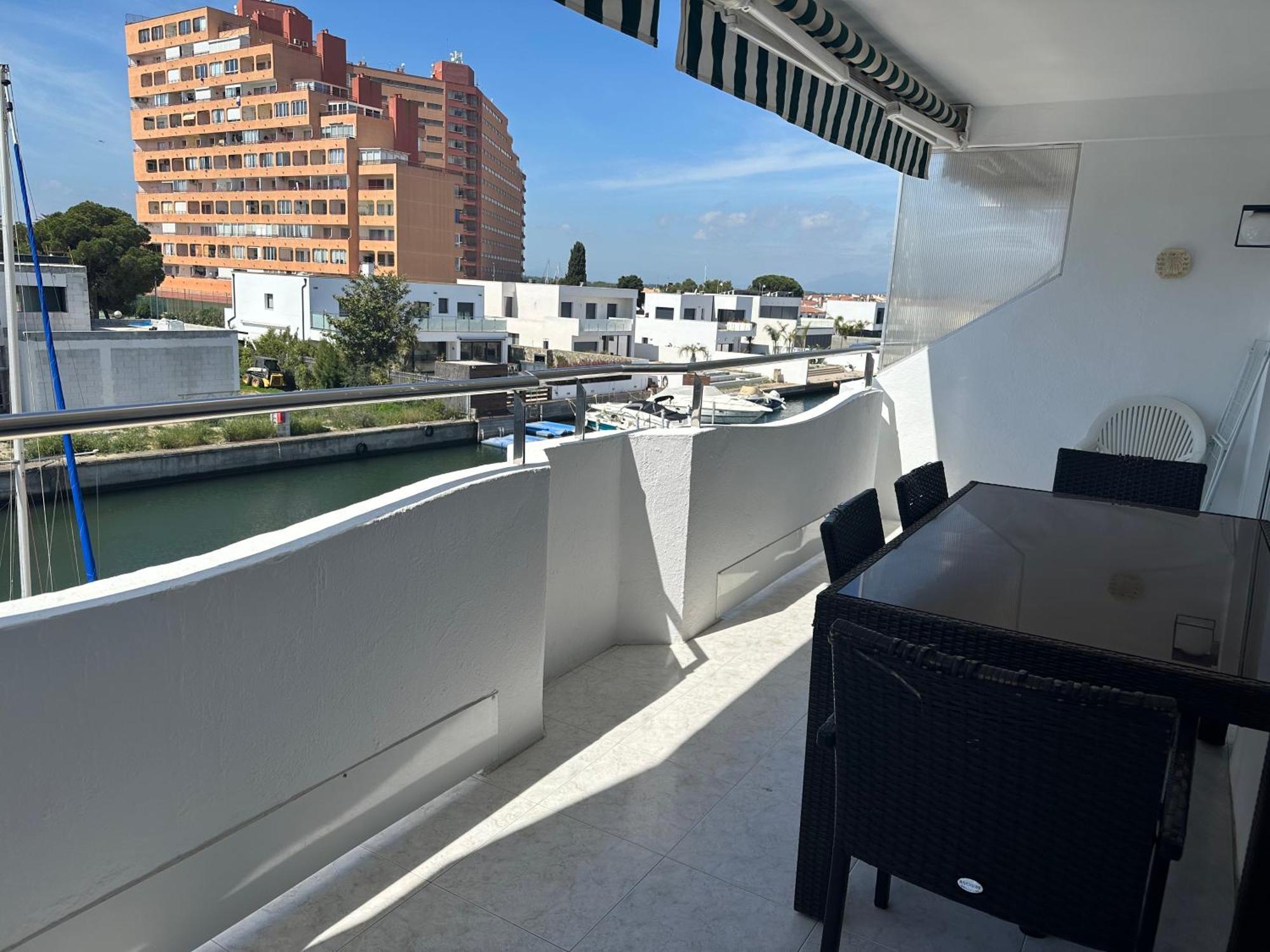Bonito Apartamento En Roses Zona Familiar Eksteriør billede