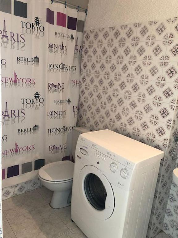 Bonito Apartamento En Roses Zona Familiar Eksteriør billede