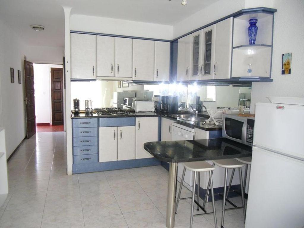 Bonito Apartamento En Roses Zona Familiar Eksteriør billede